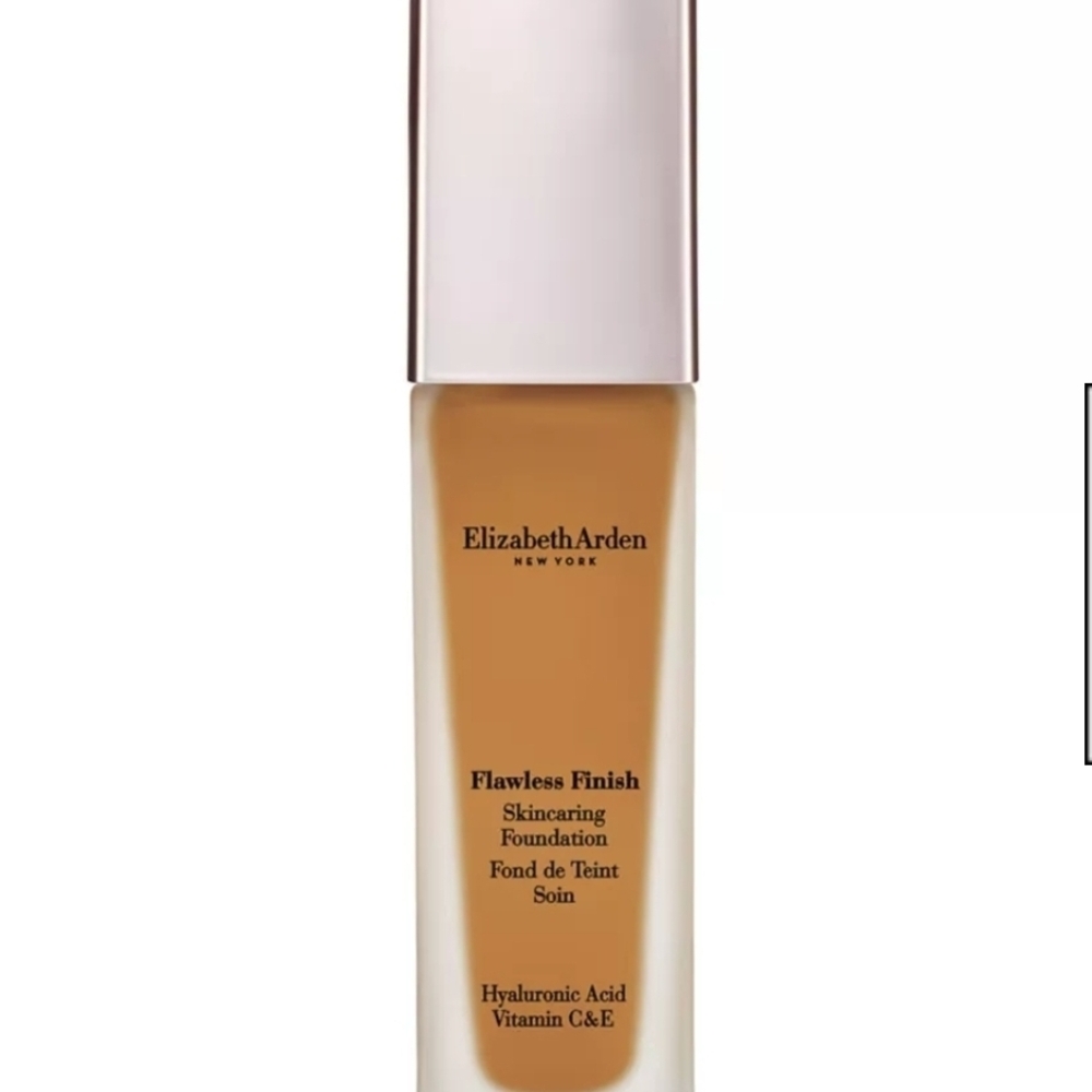 Elizabeth Arden Flawless Finish Foundation - 520W